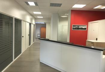 Location bureaux - Hyper centre-ville, proche gare et bus  à Saint-Quentin - 02100