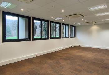 Location bureau - Proche RER B  à Saint-Rémy-lès-Chevreuse - 78470