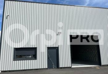 Location bureaux dans une petite ZA
