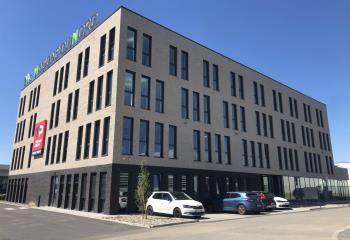 Location bureaux - Proche autoroute A1 et gare SNCF  à Seclin - 59113