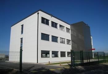 Location bureaux - Proximité A1 et transports en commun