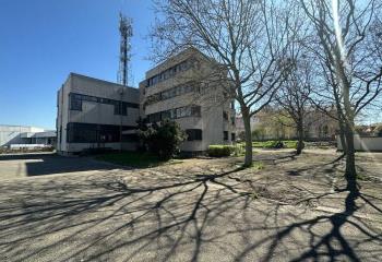 Bureaux à louer - Proche centre-ville et gare, accès autoroute A35  à Sélestat - 67600