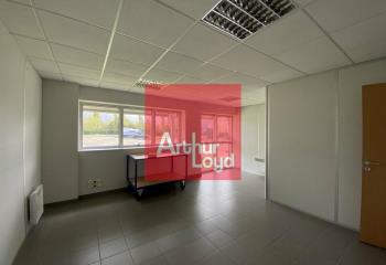 Location bureaux - Proche bus et lignes N19, N104