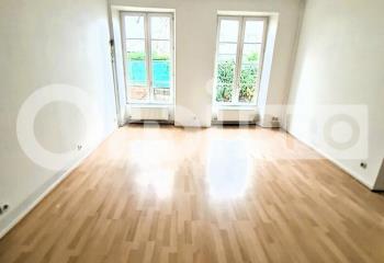 Location bureau au cœur du centre ville  à Soissons - 02200