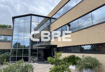 Location bureaux à - Proche centre de vie de Garbejaire