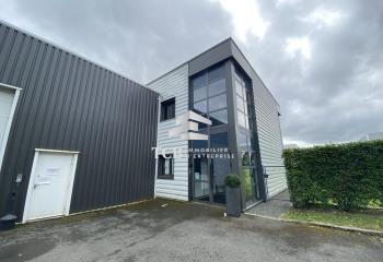 Location bureaux - Zone d'activités avec parking