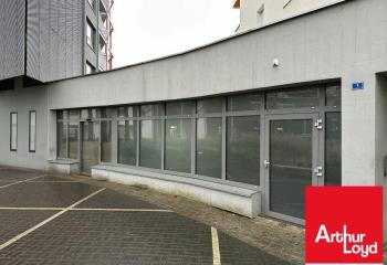 Louer bureaux - En face du tram  à Strasbourg - 67000