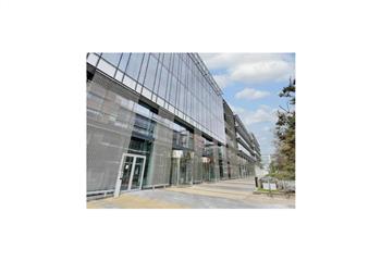 Location bureaux - Proche Tramway et Gare SNCF  à Suresnes - 92150