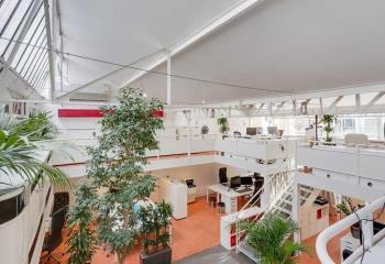 Location bureaux - Proche quais de Seine et Tramway T2  à Suresnes - 92150