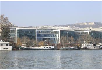 Location bureaux - Proche Quai Marcel Dassault  à Suresnes - 92150