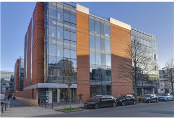 Location bureaux - Proximité T2 et SNCF  à Suresnes - 92150