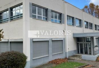 Location bureaux - Proche A6, gare et bus  à Tassin-la-Demi-Lune - 69160