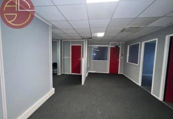 Location bureaux Nord-Est, proche rocade et transports en commun  à Toulouse - 31000