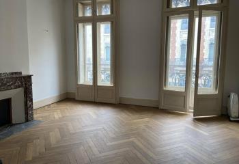 Location de bureaux RUE BOULBONNE