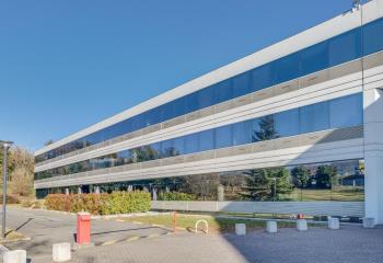 Location bureaux - Parc de la Plaine, accès rocade Est et autoroutes