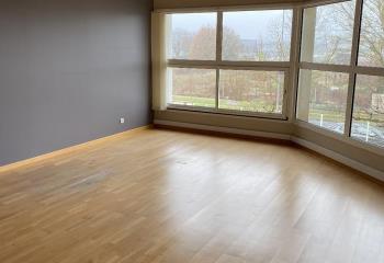 Location bureaux, proche Toulouse, parking et site sécurisé  à Tournefeuille - 31170
