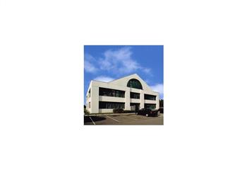 Location bureaux - Proche gare et transiliens U et N  à Trappes - 78190
