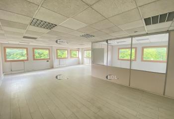 Location bureaux - Proche N12 et N10  à Trappes - 78190
