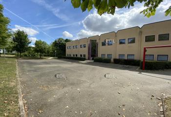 Location bureaux - Proche N12 et N10  à Trappes - 78190