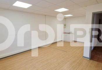 Location bureau (22440) - 47 m²