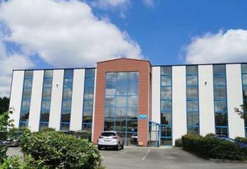 Location bureaux - Proche D173 et N136  à Vern-sur-Seiche - 35770
