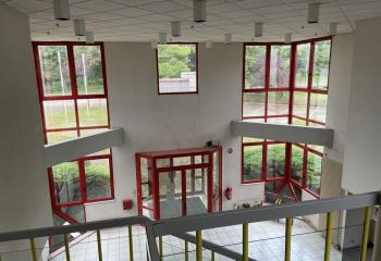 Location bureaux - Zone industrielle avec parking  à Vieux-Thann - 68800