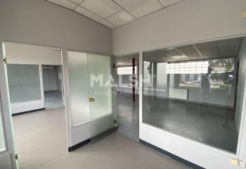 Plateau de bureaux traversants à louer à  à Villars - 42390