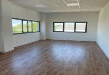 Location bureaux, proche centre commercial QWARTZ