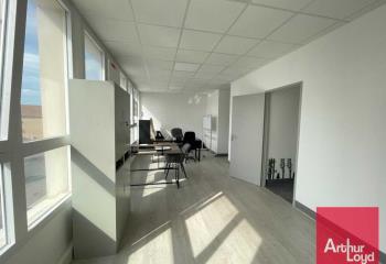 Location bureaux - Proche D185, bus et Intermarché  à Villeneuve-lès-Maguelone - 34750
