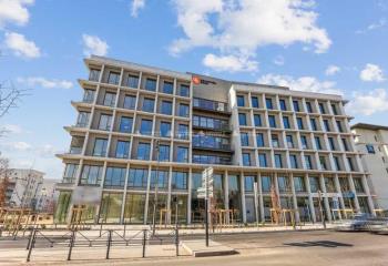 Bureaux à louer - Proche Métro Flachet, Tram Croix-Luizet et Autoroute A42  à Villeurbanne - 69100
