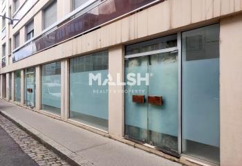 Location bureaux - Proche métro République  à Villeurbanne - 69100