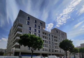 Location bureaux - Proche Carré de Soie, Métro, Tram et Bus  à Villeurbanne - 69100