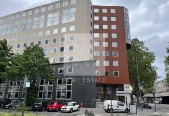 Bureaux à louer - métro A et B - parc de la tête d'Or  à Villeurbanne - 69100