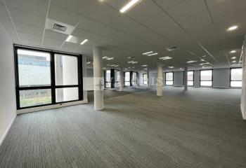 Location bureaux Grand-Clément - Proche tramway T3 et autoroute  à Villeurbanne - 69100