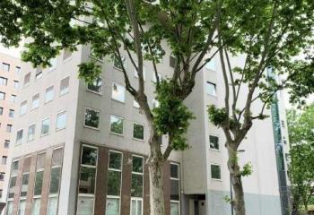 Location bureaux - Proche Parc de la Tête d'Or, Métro, Tram et Bus  à Villeurbanne - 69100