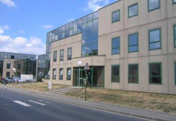 Location bureaux - Proche gare RER D et A6  à Viry-Châtillon - 91170