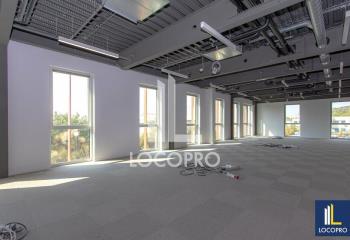 Location bureaux - Proche gare SNCF VAMP et future ligne BHNS  à Vitrolles - 13127