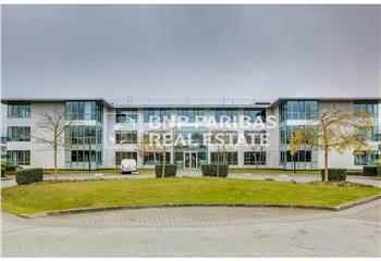 Location bureaux - Parc Val Saint Quentin  à Voisins-le-Bretonneux - 78960