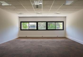 Location bureau - Proche RER B et navette