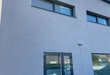 Location bureaux - Zone d'Activité Les Erlen, proche gare et bus  à Wettolsheim - 68920