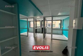 Local commercial à louer centre-ville - Parking privé  à Amiens - 80000