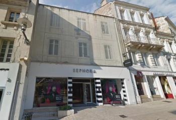 Local commercial à louer centre-ville  à Angoulême - 16000