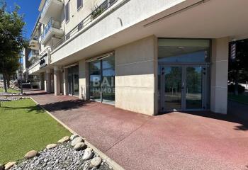 Location local commercial Antibes (06600) - 329 m²  à Antibes - 06600