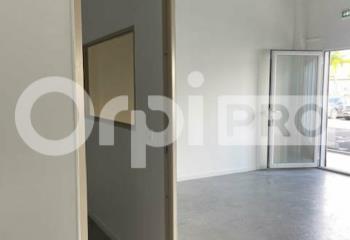 Location local commercial Baie-Mahault (97122) - 42 m²