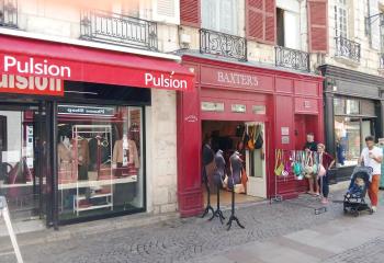 Location local commercial Bayonne (64100) - 65 m²  à Bayonne - 64100