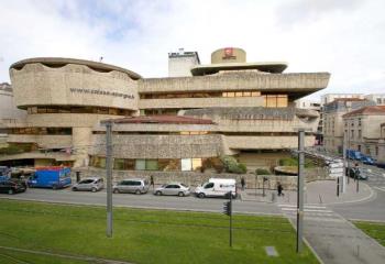 Location local commercial Bordeaux (33000) - 600 m²