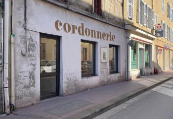 Local commercial à louer centre-ville  à Bourg-en-Bresse - 01000