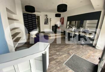 Location local commercial Caussade (82300) - 27 m²  à Caussade - 82300