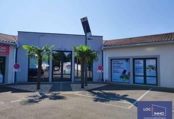 Local commercial à louer - Proche N10  à Cavignac - 33620