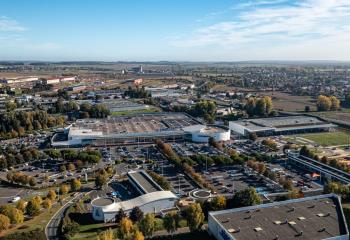 Location local commercial Chambly (60230) - 1374 m²  à Chambly - 60230